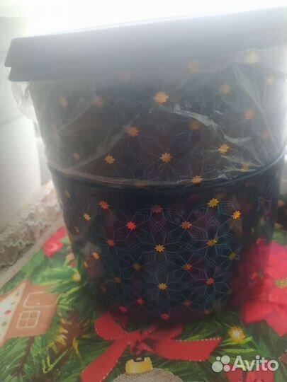 Контейнер Tupperware в одно касание