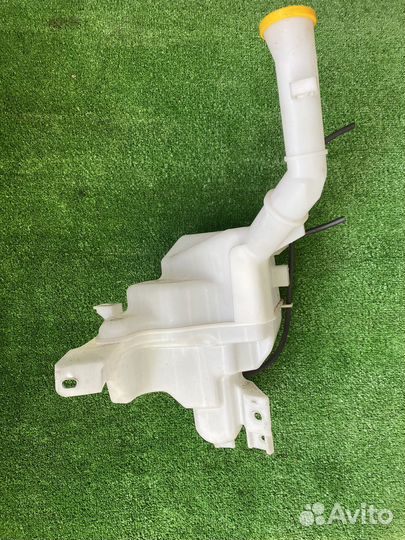 Бачок омываетля mazda 3 bl