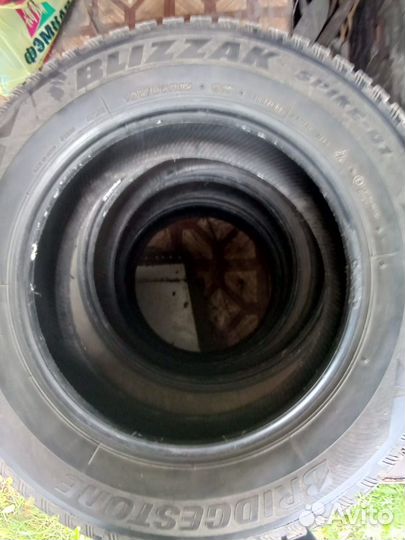 Bridgestone Blizzak Spike-01 195/65 R15