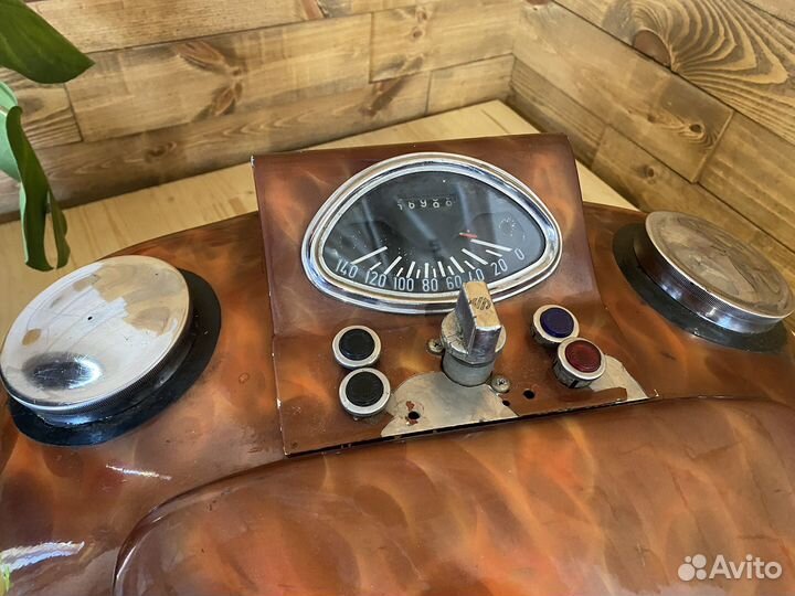 Бензобак на мотоцикл