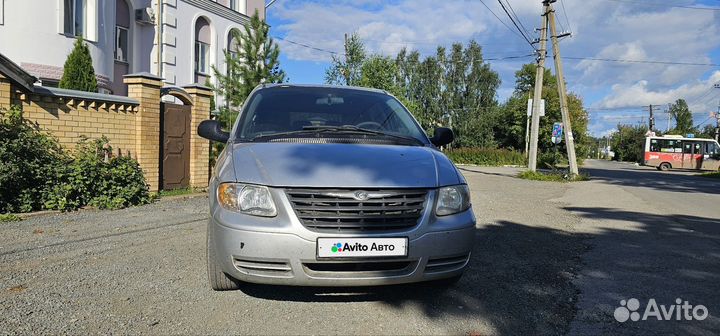 Chrysler Town & Country 3.3 AT, 2005, 350 000 км