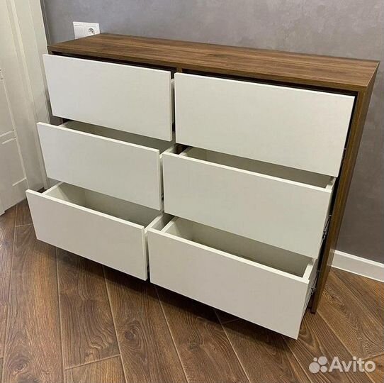 Тумба с ящиками