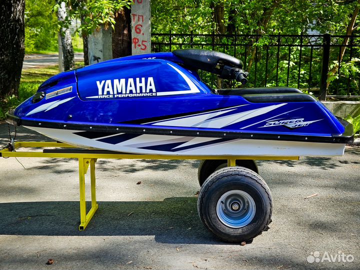 Yamaha Superjet 700
