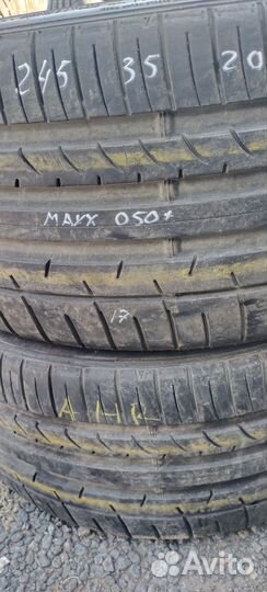 Dunlop SP Sport Maxx 050+ 245/35 R20