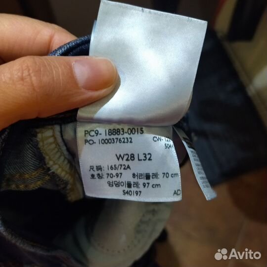 Джинсы levis w28 L 32 женские