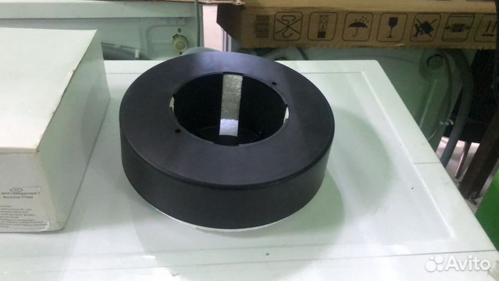 Плавающая подставка для генератора тумана