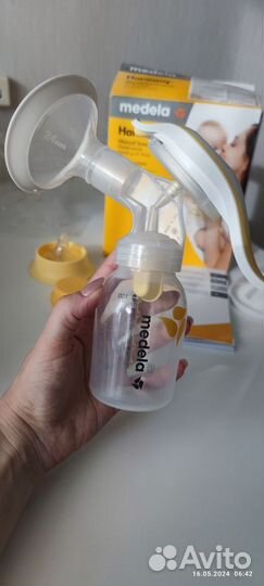 Молокоотсос medela ручной