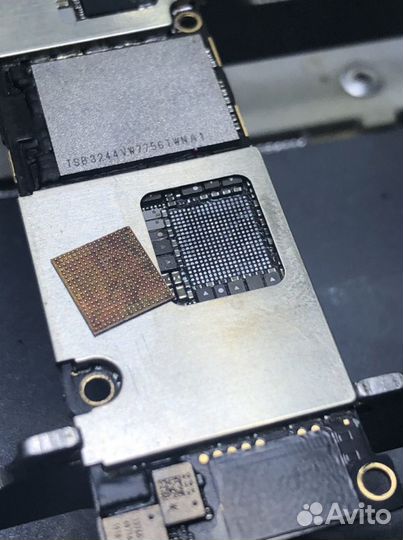 Компонентный ремонт iPhone