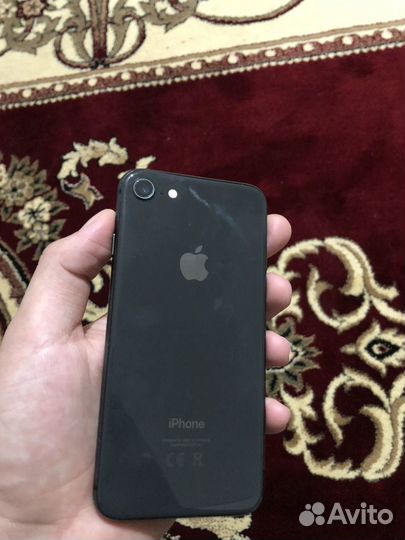iPhone 8, 64 ГБ