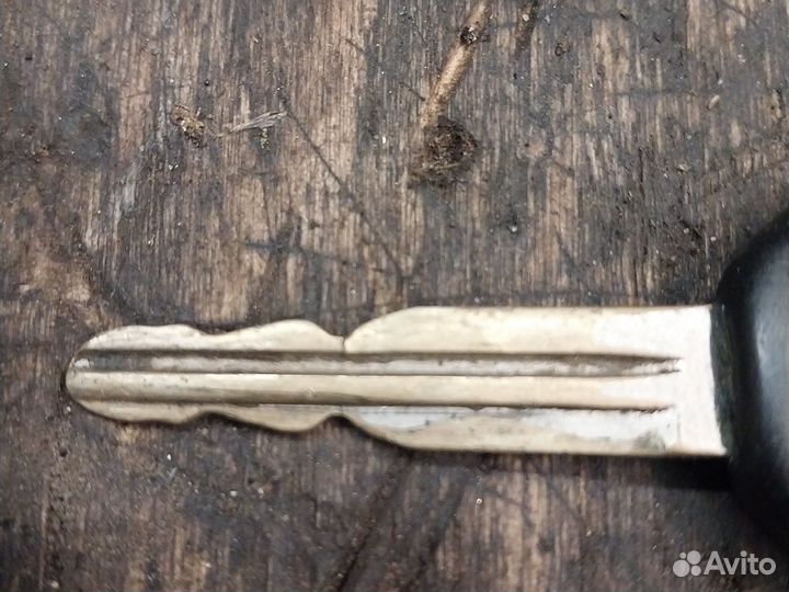 Замок зажигания Mitsubishi Pajero 2