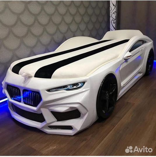 Кровать машинка