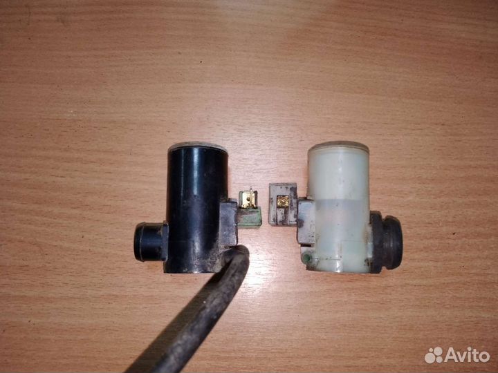 Моторчик омывателя Subaru Impreza GG/GC/GD