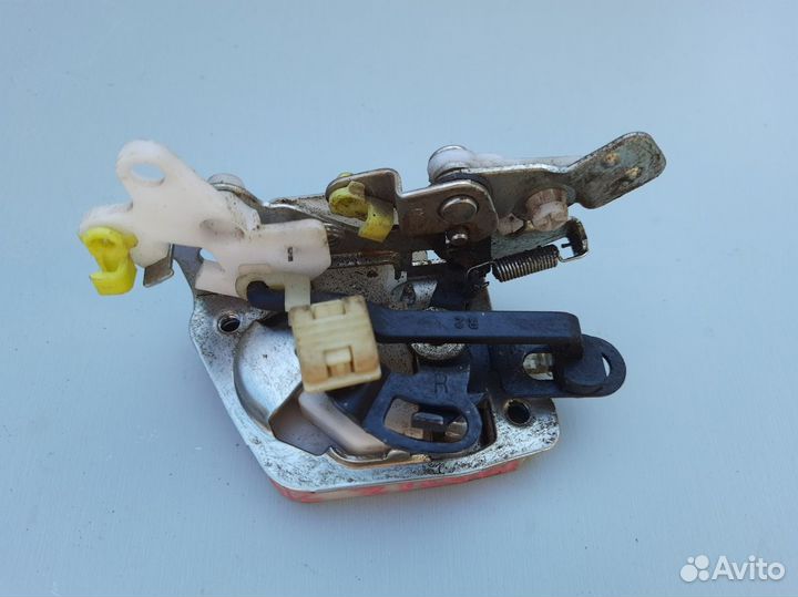 Замок задней правой двери Daewoo Matiz