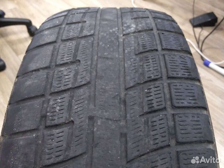 Yokohama Ice Guard IG30 215/60 R16 95Q