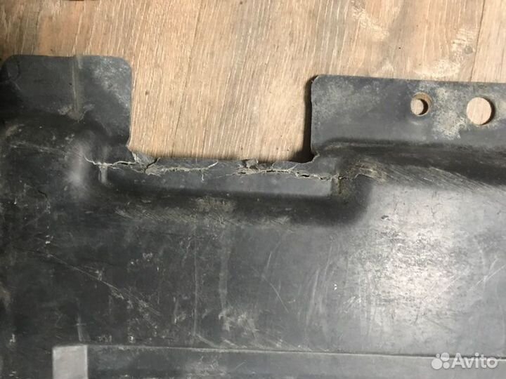 Защита днища кузова левая Bmw X6 E71 N54