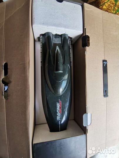 Радиоуправляемый катер ft011