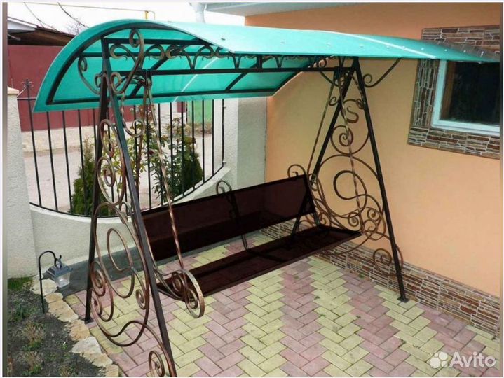 Качели кованые садовые