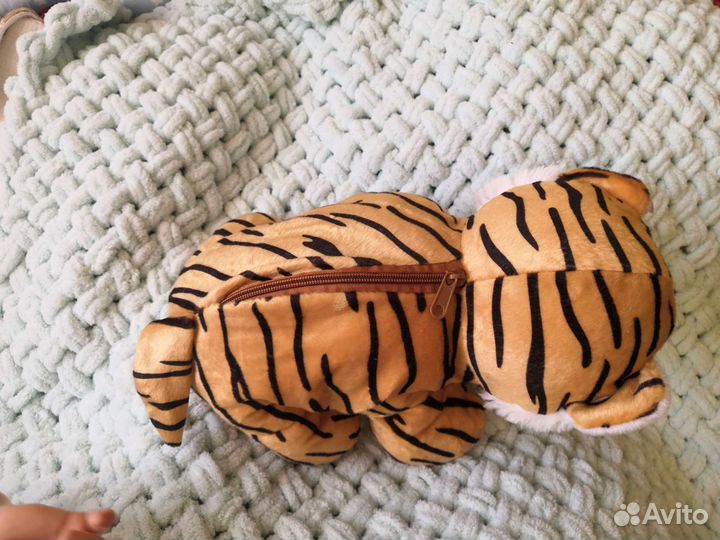 Тигр игрушка