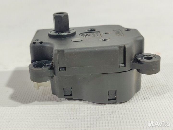 Сервопривод заслонок Mercedes-Benz S-Class W220