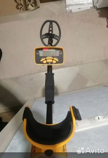 Металлоискатель MD 6450