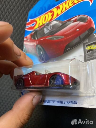 Hot wheels tesla roadster 2018