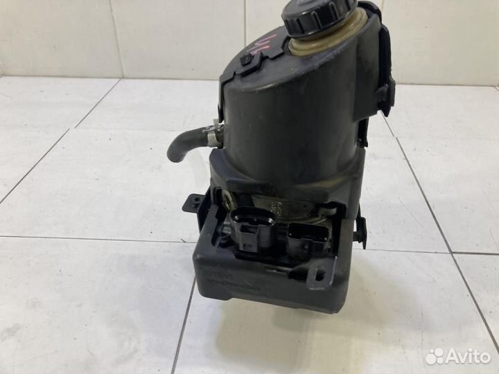 Гур Насос гидроусилителя Infiniti Q50 I (2013—2017)