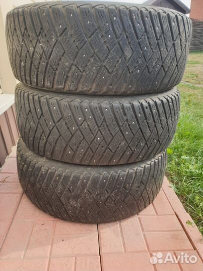 Goodyear Ultra Grip Ice Arctic 2 215/55 R17