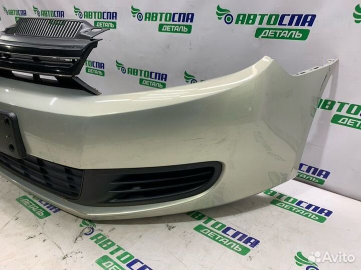 Бампер передний Volkswagen Golf cayc 2010