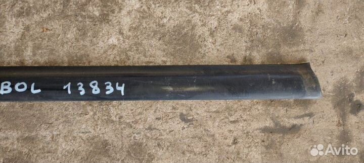 Молдинг стекла передний правый Renault Symbol