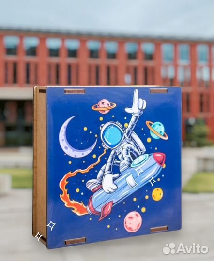 Деревянные пазлы Космонавт