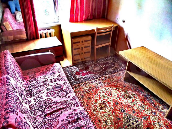 Комната 14 м² в 4-к., 3/9 эт.