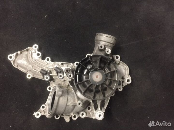 Помпа водяная Mercedes Gl-Class X166