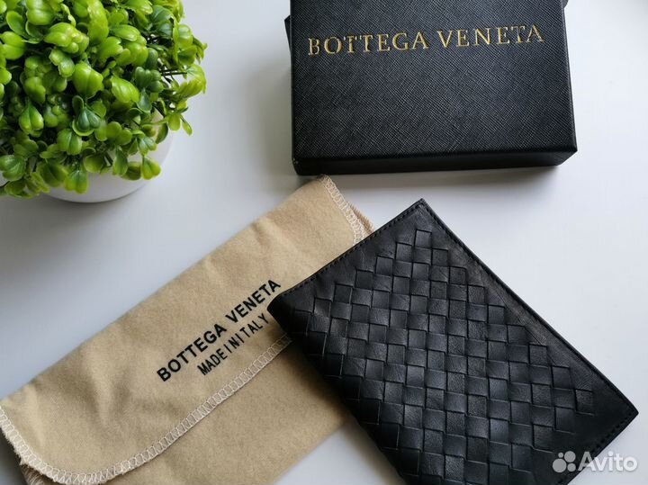 Обложка для паспорта Bottega Veneta