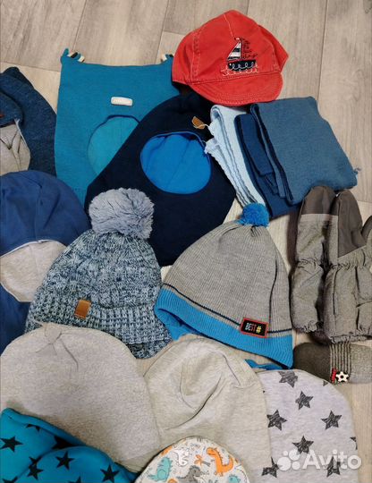 Пакет шапок на мальчика