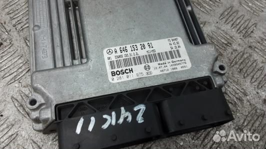 Блок управления двс mercedes benz vito W639 (2UK11