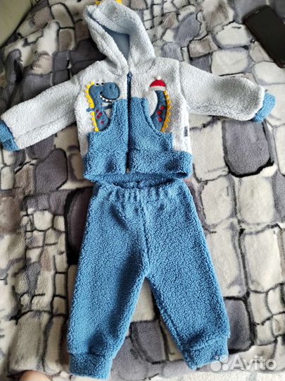 Костюм детский новый