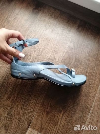 Босоножки