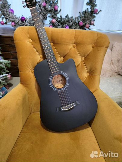 Гитара новая