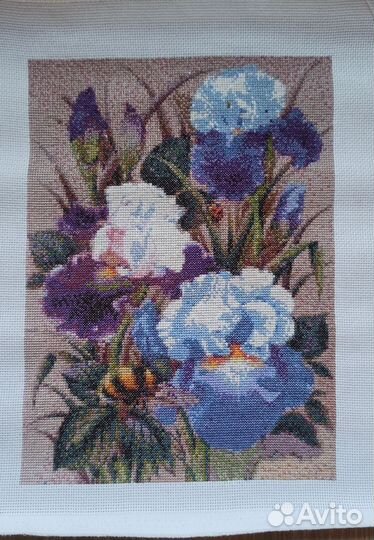 Картина вышитая крестом Ирисы