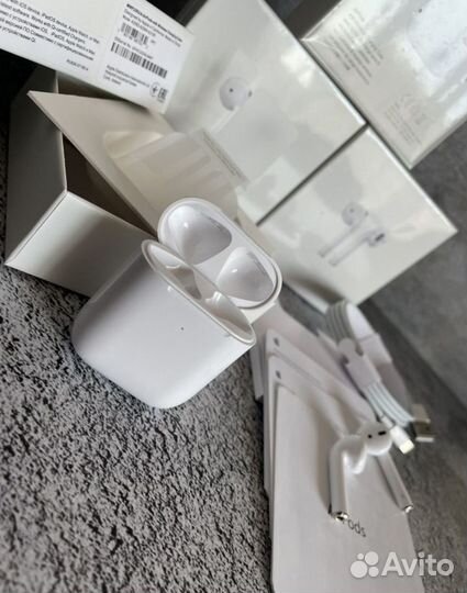 Airpods 2 новый