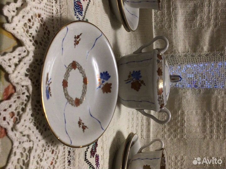 Сервиз форма лотос лфз Золотые и Синии цветы