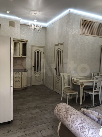 2-к. квартира, 37 м², 1/3 эт.