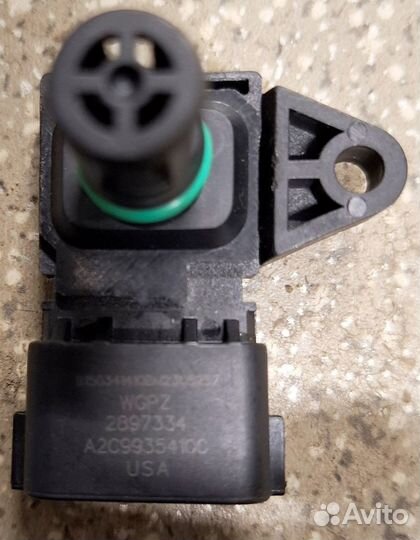 Датчик давления и температуры впускного коллектора