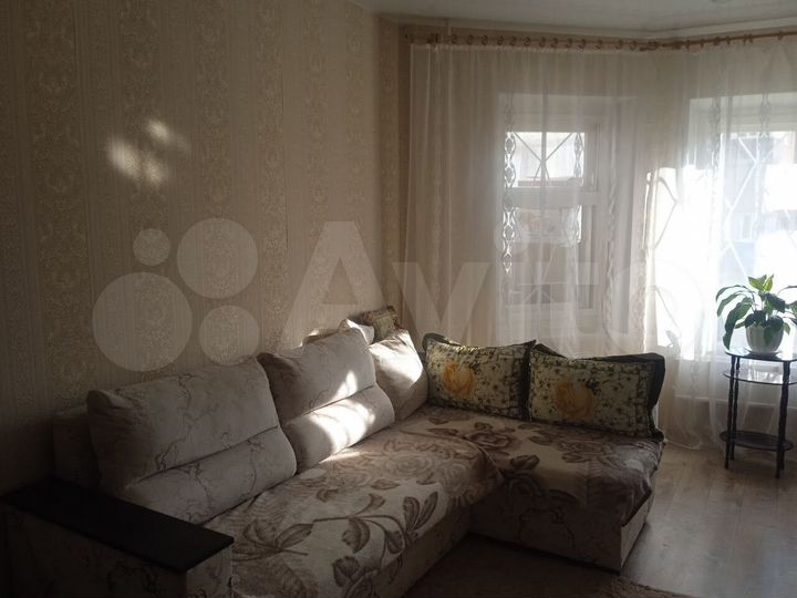 2-к. квартира, 52 м², 1/9 эт.