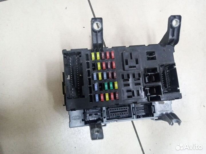 Блок предохранителей салонный Fiat Albea
