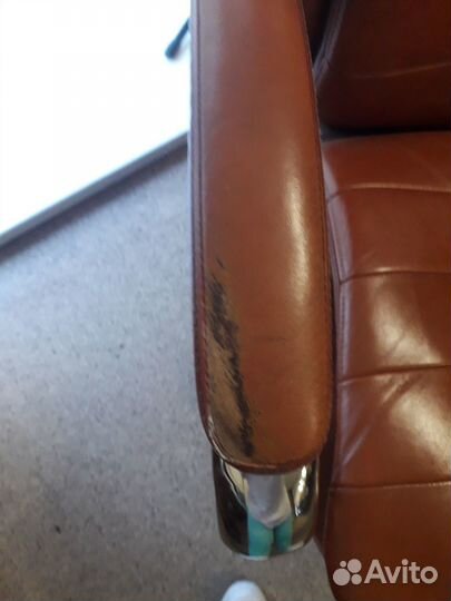 Офисное кресло руководителя (кожа)