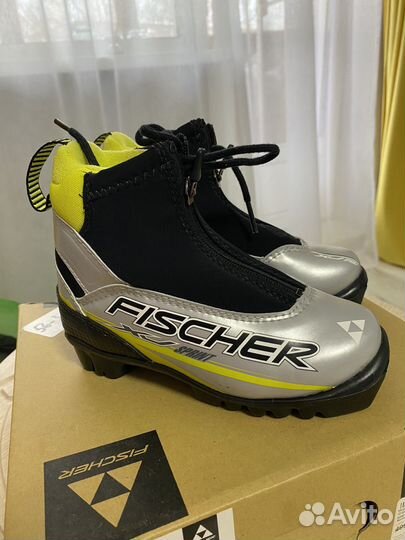 Лыжные ботинки детские fischer