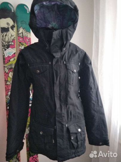 Куртка для сноуборда женская и горных лыж