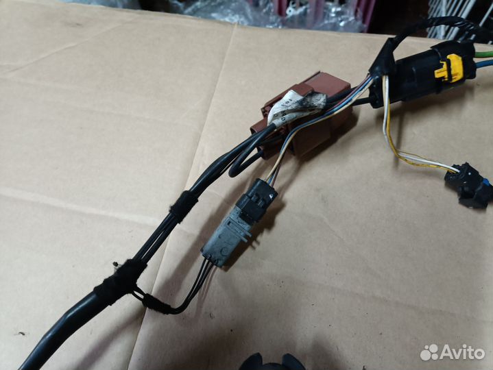 Вентилятор охлаждения Peugeot 407 Citroen c5