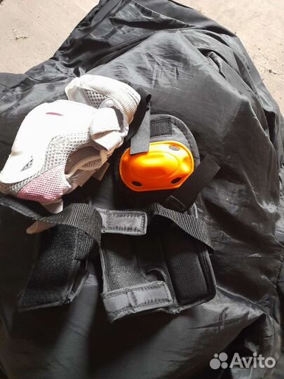 Ролики + коньки+защита